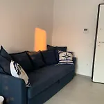 Linda